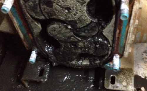 騰格里沙漠再現(xiàn)造紙黑液污染,如何運(yùn)用濃漿泵加強(qiáng)環(huán)保！